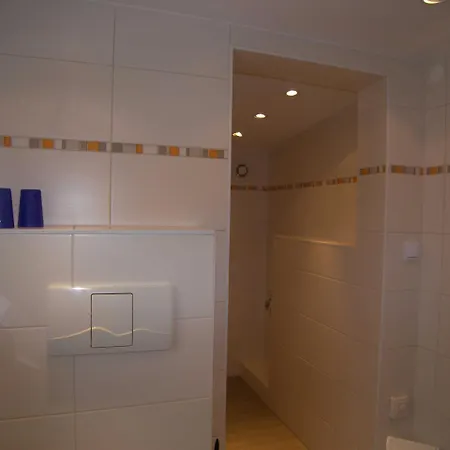 Ferienwohnung Astrid شقة Koserow